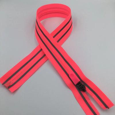 China 3# 5# 7# 8# 10# Long Chain Waterproof Nylon Zipper Manufacturers Supply All Kinds Of Zipper Rolls for sale