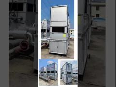 Evaporative cooling integrated chiller (first-level energy efficiency)