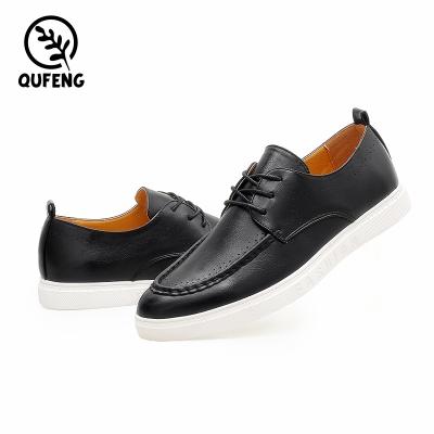 China 2018 Top Selling Sports Shoes Competitive Price Fast Shipping PU Leather Rubber Mens Sports Shoes In China Te koop