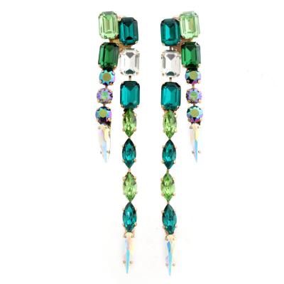 China FASHIONABLE European Geometric Glass Tassel Earrings Long Rhinestone Rhinestone Diamond Green Crystal Earrings for sale