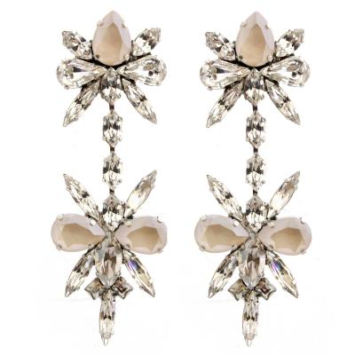 China Trendy Style Crystal Rhinestone Earrings For Lady Vintage Earrings Girls Fashion Jewelry TRENDY for sale