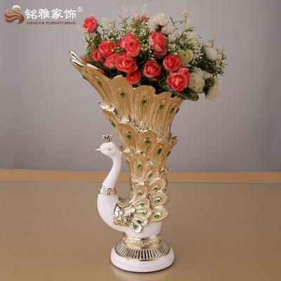 China Art Decor Factory Wholesale Price Resin Peacock Flower Vase For Wedding Decoration for sale