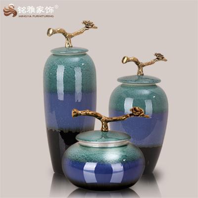 China Chinese Art Decor Vase Home Decoration Metal Lid Around Blue Ceramic Vase for sale