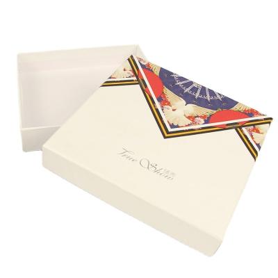 China Best Gift Recyclable Unique Custom Square Packaging Box Luxury Box Packaging For Clothes for sale