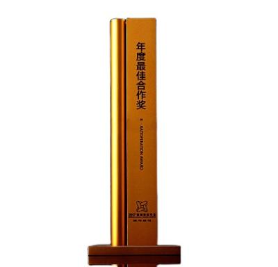 China Europe ODM/OEM Gold Plated Trophy School Metal Trophy Customized Trophy Cup for sale