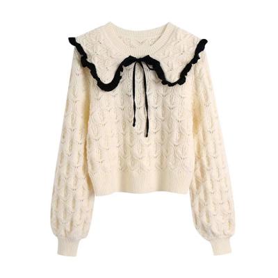 China 2022 women 2022 Fashion color sleeve Anti-wrinkle Peter Pan beige collar lace long sleeve knit eyelet sweater pullover for sale