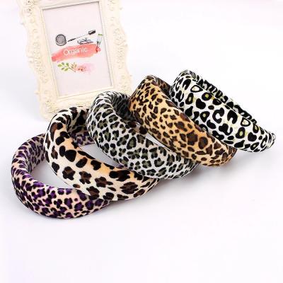 China Accessories Friendly/Luxury/New Cheetah Material Padded Beauty Fashion Cute Headbands For Women Hair Head Bands Headbands for sale