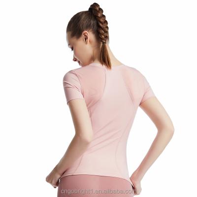 China Breathable Fitness Design Slim T-Shirts Wear Yoga Set Fitness Yoga Top for sale