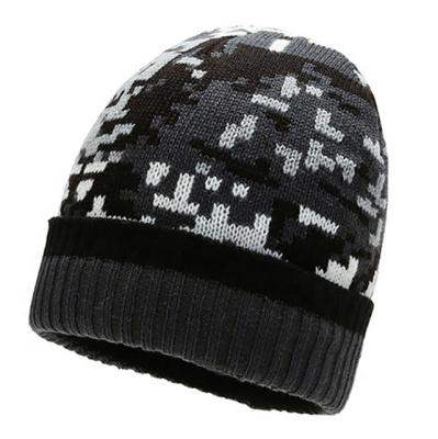 China COMMON Camouflage Skull Hat Military Acrylic Knitted Thick Warm Winter Knit Hat Cap With Fleece Inside Lining for sale