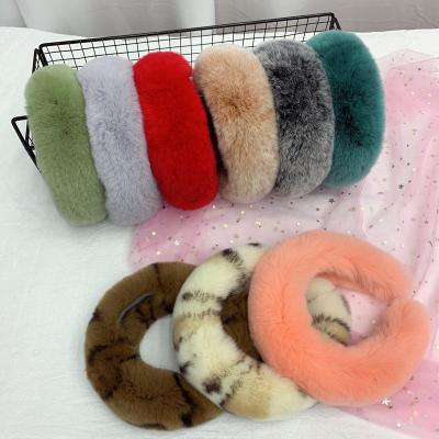 China Fashion/Cosmetic Headband Plush Hair Band Retro Plush Winter Hair Accessories Women Cute Girls Headband for sale