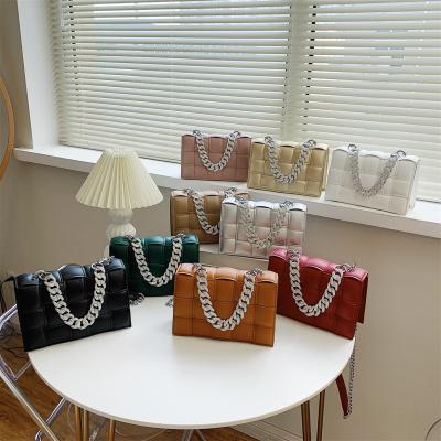 China Fashion / 2021 New Women Handbag Women's Handmade Woven Luxury Retro Sling Cross - Body Messenger Bag Chain Bags for sale