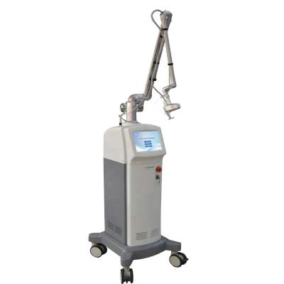 China Fractional Pore Remover CO2 Laser Resurfacing CO2 Dermatology Machine for sale