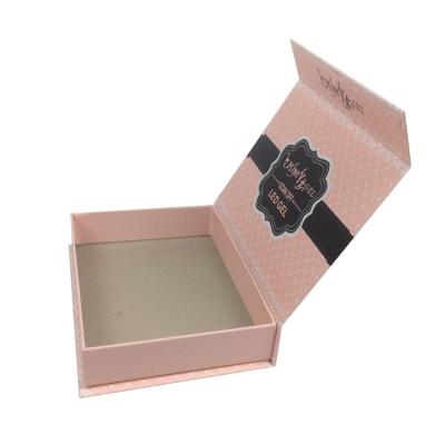 China Factory Wholesale Custom Disposable Paper Packaging Custom Luxury Gift Box for sale