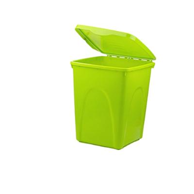 China Freshness Keeping Pet Food Container , Dog Food Container With Wheels , Dog Treats for sale