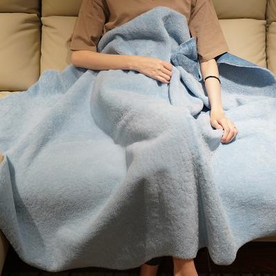 China PORTABLE real hot sale luxury Australian merino lamb fur throw fleece patchwork sheepskin blanket price for sale