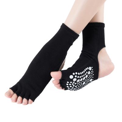 China Breathable High Quality Warm Anti-skip Ankle Yoga Socks Pilates Sock For Women Half Toe Yoga Cotton Socks Custom Made for sale