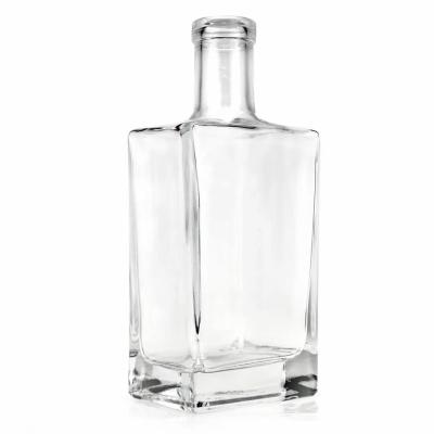 China Empty Custom Square Glass Beverage Bottle Glass Bottle 750ml Bottle for sale