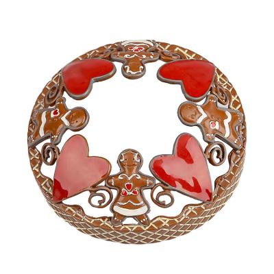 China Variety Of Designs Metal Lid Manufacturers Heart Shaped Cadle Cover Lid Custom 8.6cm Red Antique Scented Jar Candle for sale