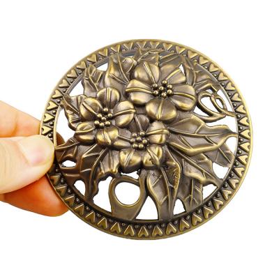 China Variety of custom designs 7.8cm candle jar factory logo candle jar toppers zinc alloy topper candle jar lid for sale