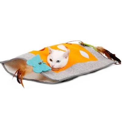 China Pet Cat Toy Blanket Felt Play Mat Sustainable Skin Finding Carpet Cat Toys Interactive Mat Scratch-Resistant for sale