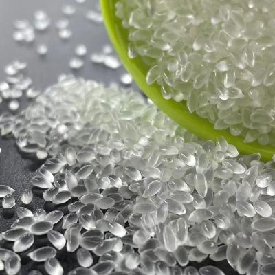 China UV Resistant TPU Raw Material White Plastic Pellets For Extrusion Molding for sale