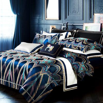 China Nondisposable Luxury Silk Bedding Set 100% Silk Bedding Blanket And Comforter Sheet High End Custom Silky Sheet for sale