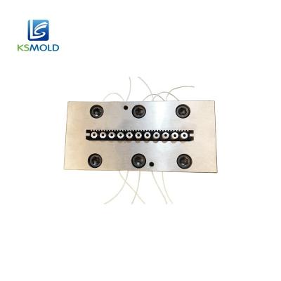 China Steel OEM WPC PE Decking Extrusion Mould Die Template Tool Mold for sale