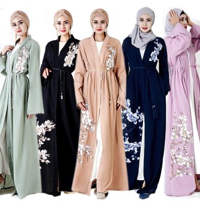 China New Design Casual Wholesale Islamic Clothing Embroidery Cardigan Dubai Dress Abayas Fashion Long Dress Muslim Women Abayas for sale