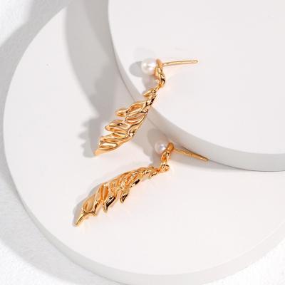 China CLASSIC Gold Plated Drop Earrings Feather 925 Sterling Silver Wind Erosion Drift Feather series sterling silver pearl earrings for sale