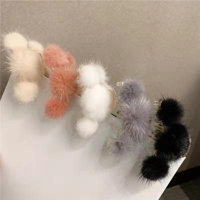 China European and American Autumn Fuzzy Hair Clips Girls Furry Pom Pom Hair Claw Women Mink Style Fashion Spring Hair Clip Hairpin for sale