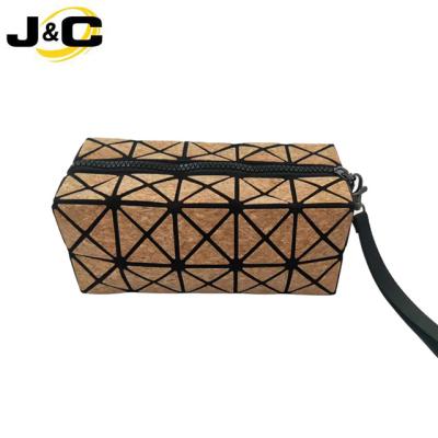 China Durable Eco Friendly Natural Recycled Rhombus Cork Zipper Cosmetic Bag Women Organic Tote Purse Cosmetic Bag for sale