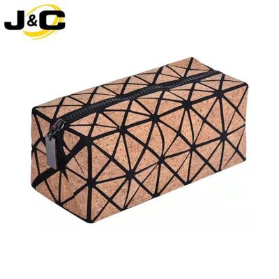 China New Material Durable Cork Cosmetic Bag With Zipper Eco-Friendly Cork With Natural Canvas Toiletry Bag Makeup Bag for sale