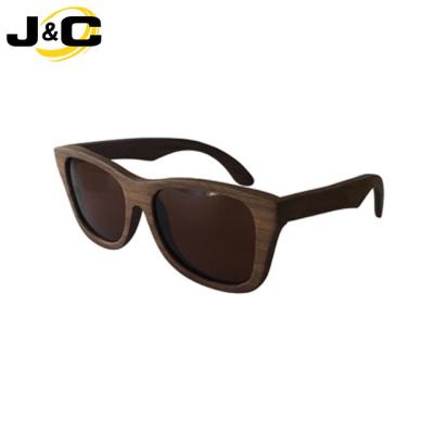 China Fashion sunglasses 100% handmade bamboo or wood sunglasses with polarized lens in China for sale