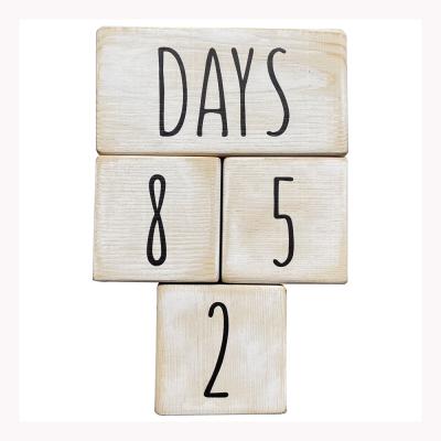 China Custom Natural Rustic Wooden Baby Milestone Blocks from Europe and Monthly Baby Milestone Cards for Boy or Girl for sale