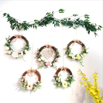 China 2020 New Arrival Decorative Flower Cotton Christmas Decorative Wreath for sale