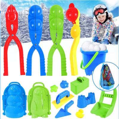 China Snow Game Snowball Maker Toys Snowball Maker Clip Outdoor Sports Snow Sand Mold For Kids Children Snowball Fights for sale