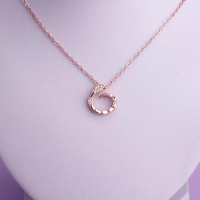 China Hiphop Stylish Silver Jewelry Lightweight Pendant Necklace Gold Plated Chain Snake Pendant Crystal Necklaces For Women Cheap Gift for sale