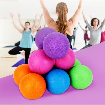 China Unique Yoga Fascia Ball Fitness Muscle Relaxation Peanut Ball Hand Foot Foot Massage Ball for sale