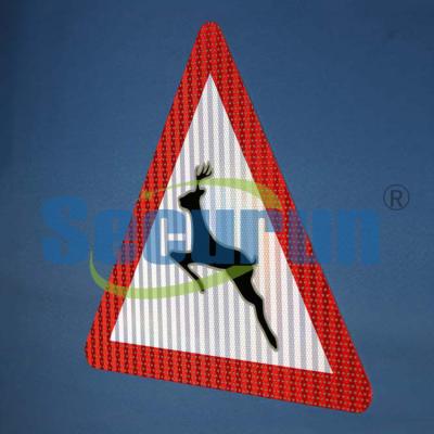 China Retroreflective Photoluminescent Signage Wildlife Deer Crossing Ahead Sign for sale