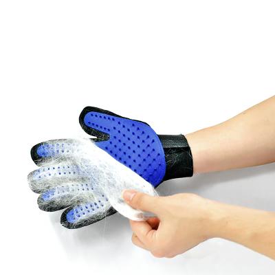 China DEKU Soft Brush Glove Pet Hair Remover Deshedding Effective Stocked Pet Grooming Glove Increased Five Finger Design Perfect For Dog And for sale