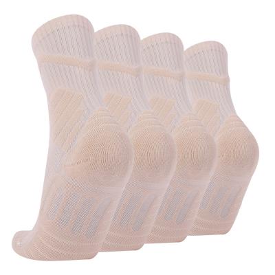 China Elite Breathable Basketball Knocks Socks Thickened Practical Men's Socks Non Slip Professional Sports Knocks Wear-Resistant Towe Medium Socks for sale