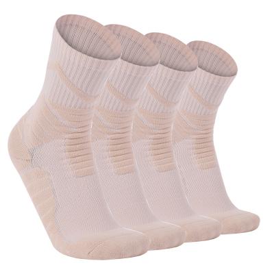 China Elite Breathable Basketball Knocks Socks Thickened Practical Men's Socks Non Slip Professional Sports Knocks Wear-Resistant Towe Medium Socks for sale