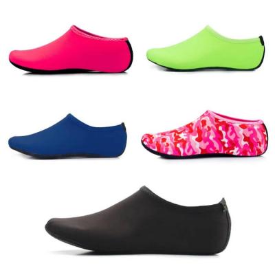 China Innovative New Products Home Summer Beach Shoes Swimming Diving Socks Beach Shoes for sale