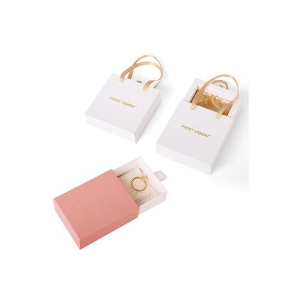 China Attractive Custom Pink White Sliding Pullers Pull Out Luxury Jewelry Packaging Paper Box With Satin Bag For Necklace Jewelry Storage Large for sale