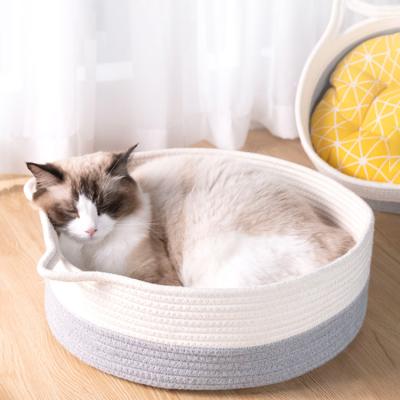 China Sustainable Cotton Yarn Cat Nest Pet Four Seasons Machine Washable Collapsible Pet Beds for sale