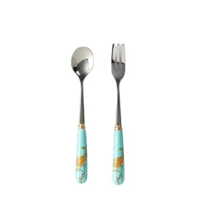 China Viable Professional Factory Handle Stainless Steel Spoon Fork Luxury Ceramic Reusable Cutlery Set for sale