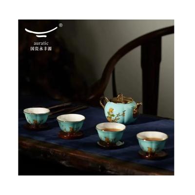 China Sustainable Factory Direct Blue Traditional Toasted Flower With Teapots Tea Cups For Holidays for sale