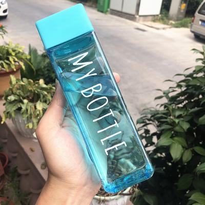 China Sustainable Ready To Ship Custom Clear Colorful Logo 500ml Square Bpa Recycled Plastic Water Bottle Free With Rope for sale