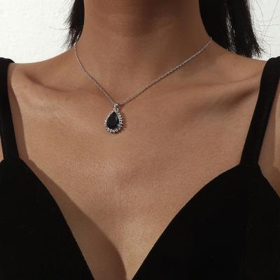 China Water Necklace Style Pendant Necklace Casual/Sporty Luxury Fashionable Drop Shape With Zircon Stones for sale