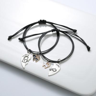 China Black and White Casual/Sporty Cat Heart Shaped Couples Knitting Bracelet for sale